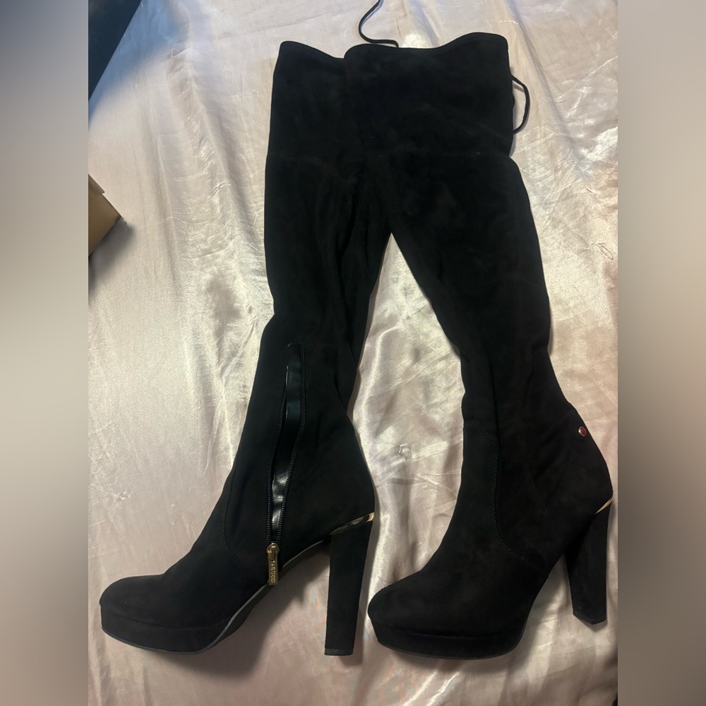 Black Guess Boots